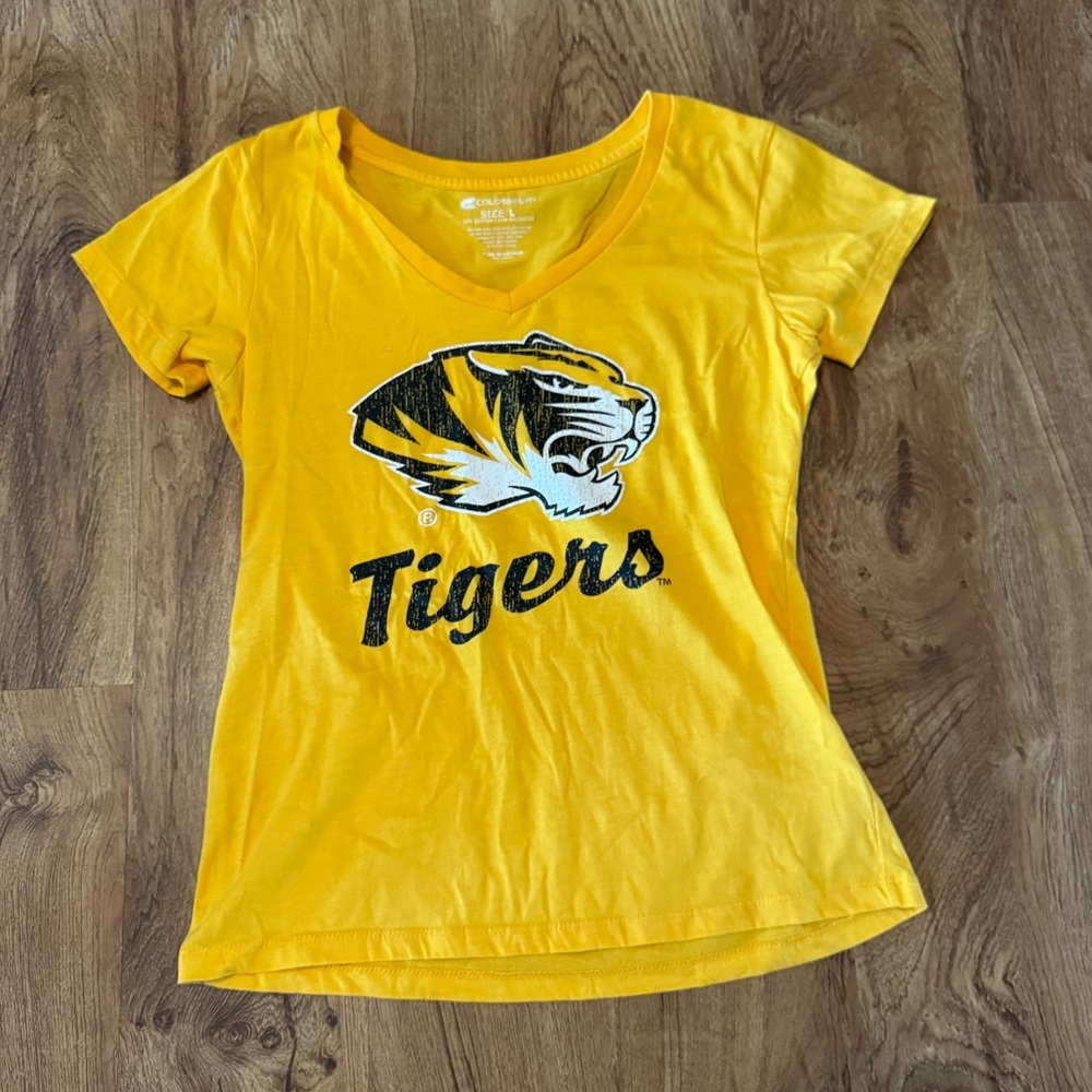 Colosseum Yellow Mizzou Tigers V-Neck Tee